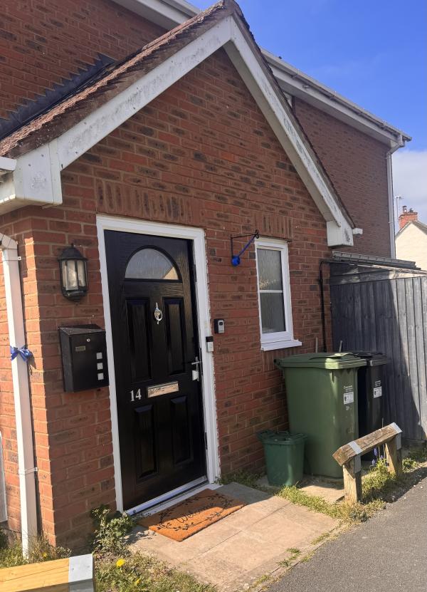 2 bedroom house in Chinnor House Exchange