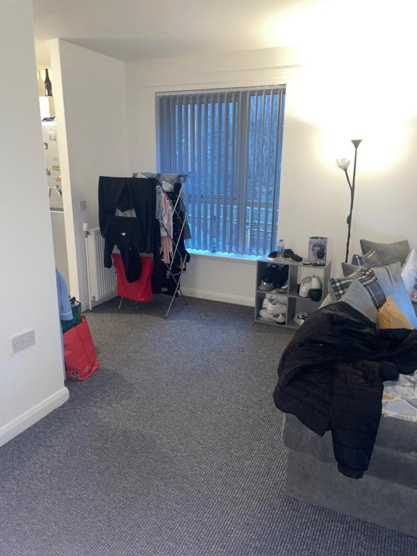 1 bedroom flat in Pollok House Exchange