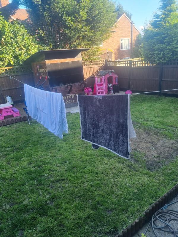 2 bedroom house in Oldham House Exchange