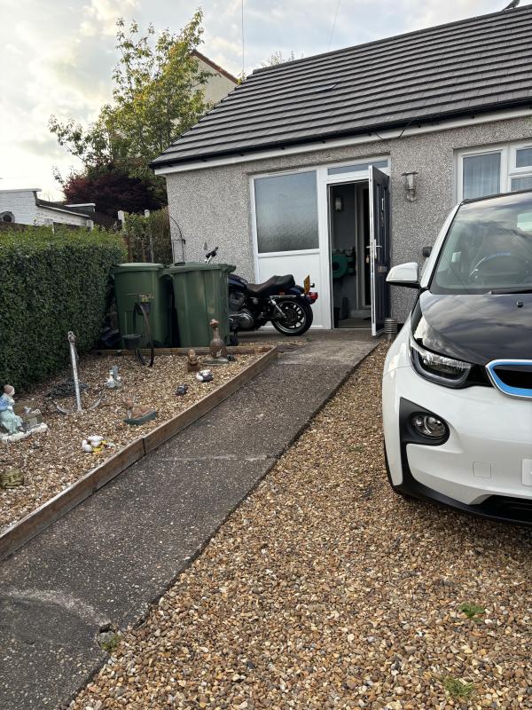 1 bedroom bungalow in Dronfield House Exchange