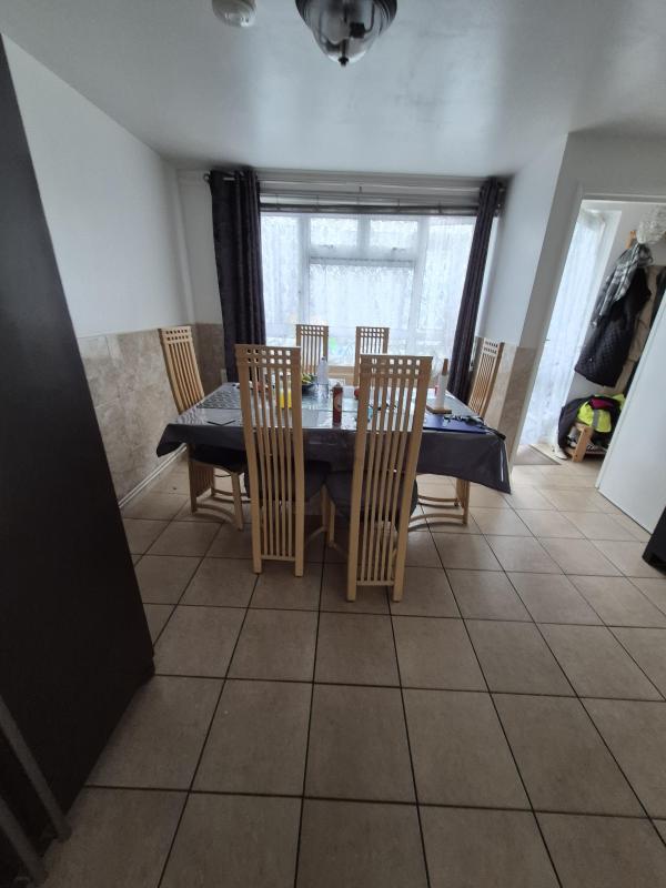 3 bedroom house in Hayes House Exchange