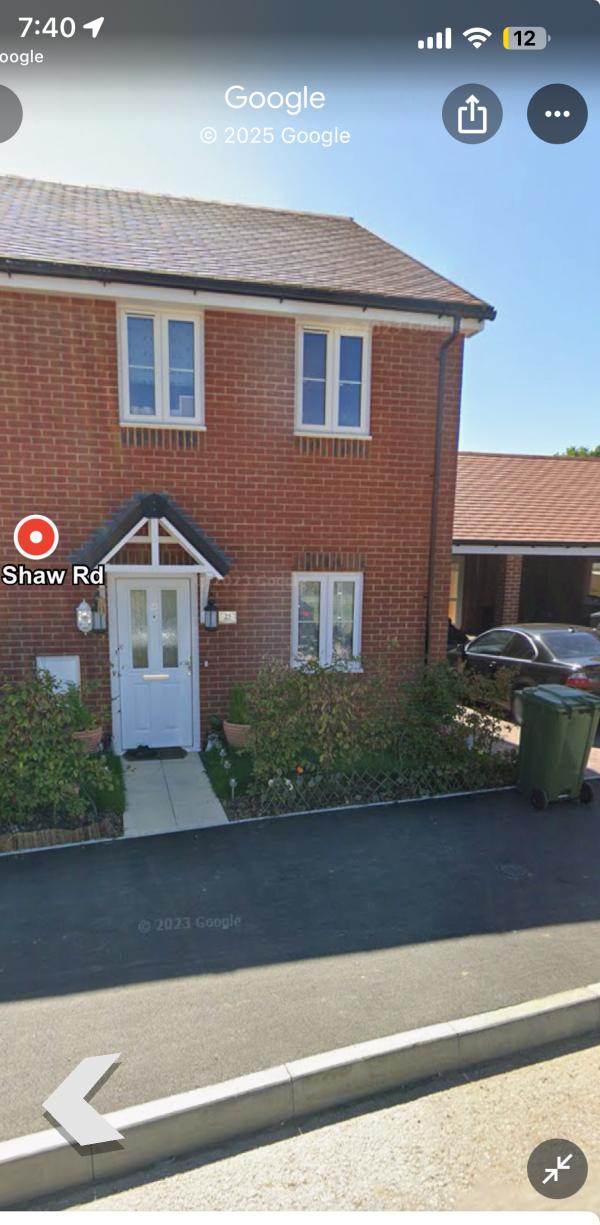3 bedroom house in West End House Exchange