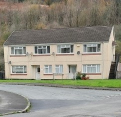 1   bedroom flat in Glyncorrwg