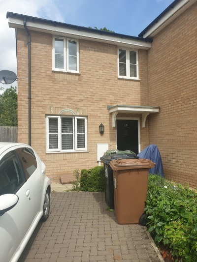 2   bedroom house in Corby
