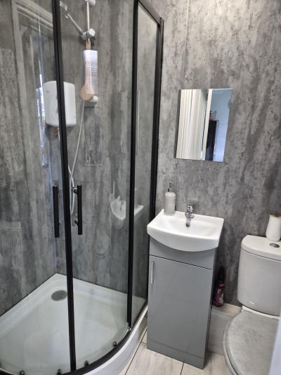 1 bedroom bungalow in Chelmsford House Exchange