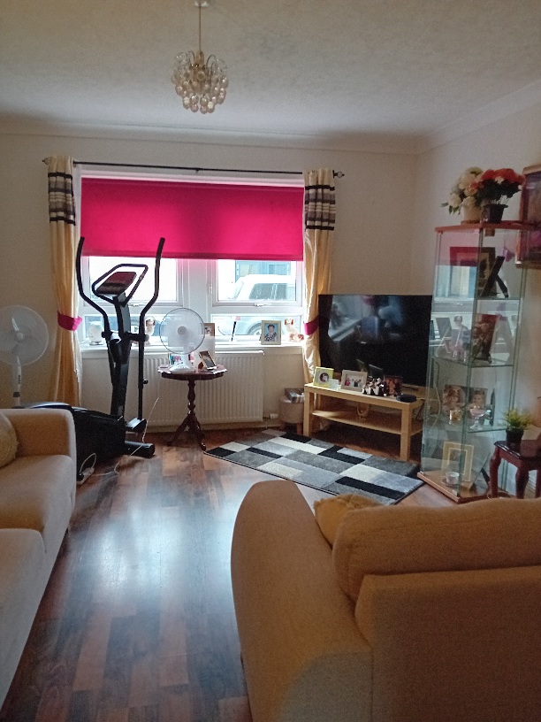 2 bedroom flat in Johnstone House Exchange