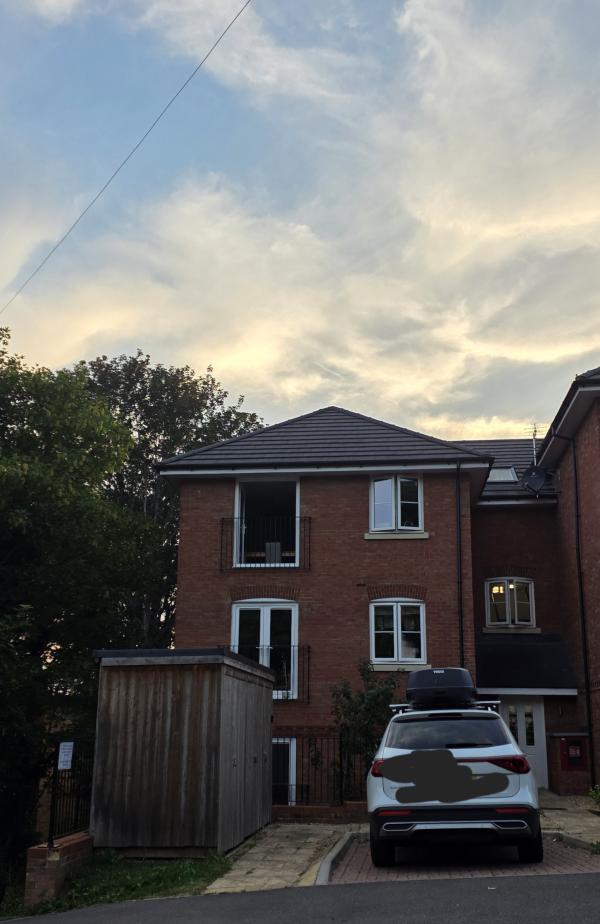 2 bedroom flat in Chesham House Exchange