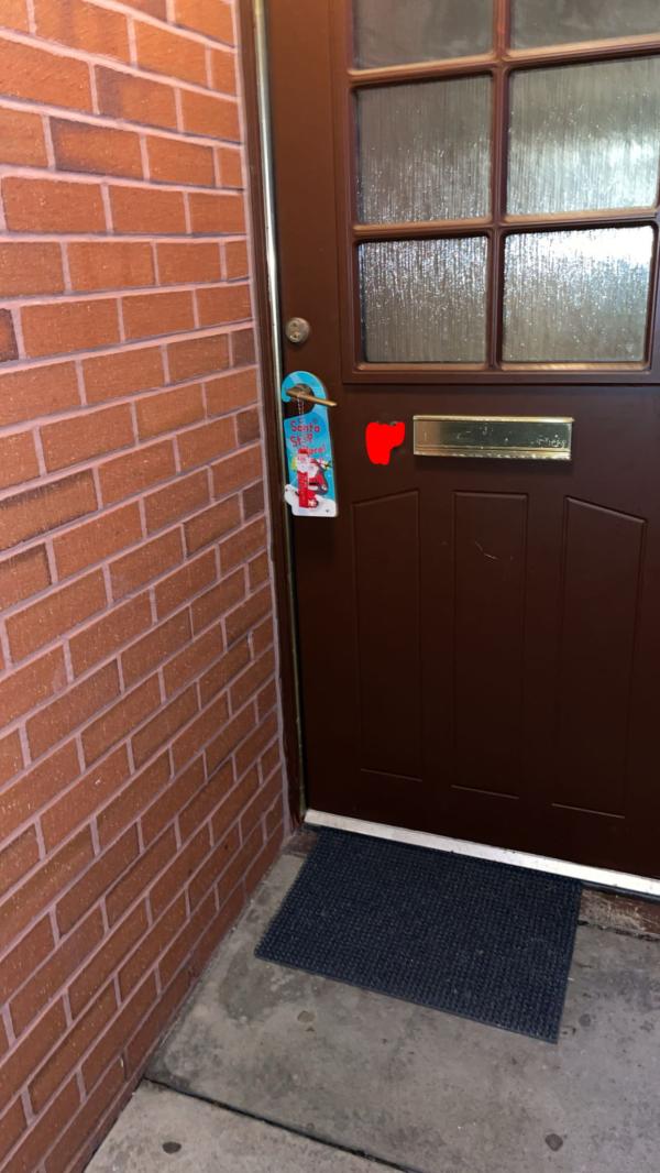 2 bedroom flat in Renton House Exchange