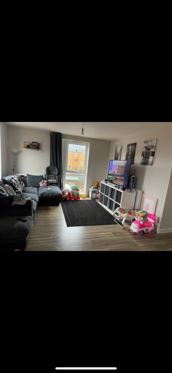 2 bedroom flat in Milton Keynes House Exchange
