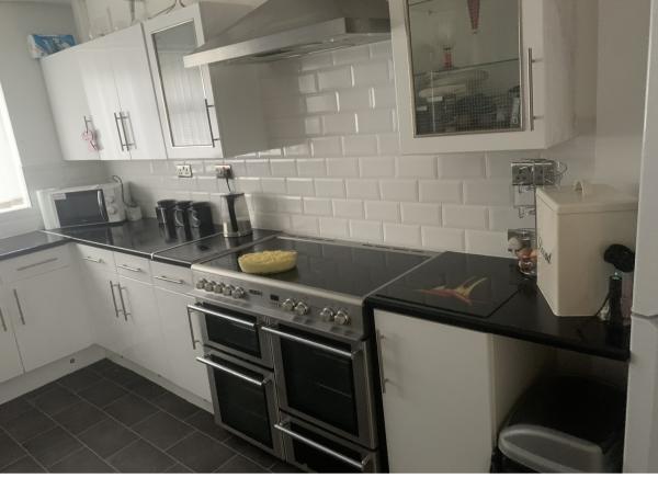 3 bedroom house in Oldbury House Exchange