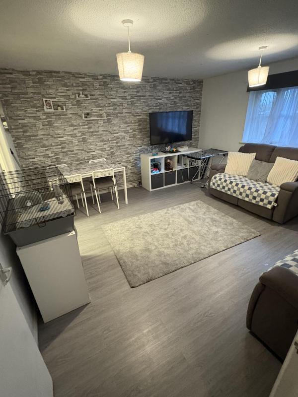 2 bedroom flat in Bermondsey House Exchange