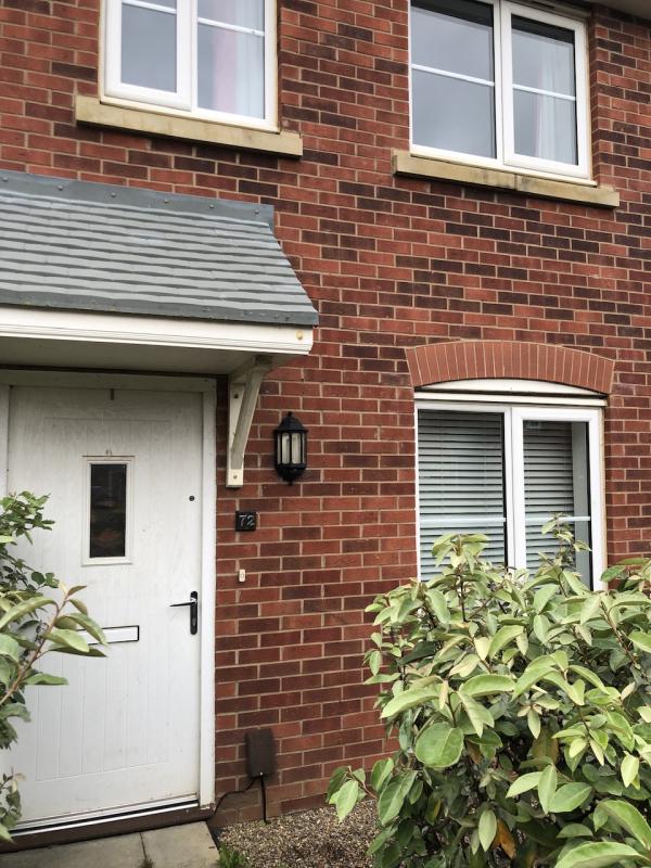 2 Bedroom house In Upton Wants 2 Bedroom house In Wootton House Exchange