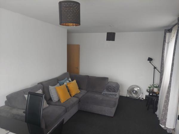 2 bedroom flat in London House Exchange