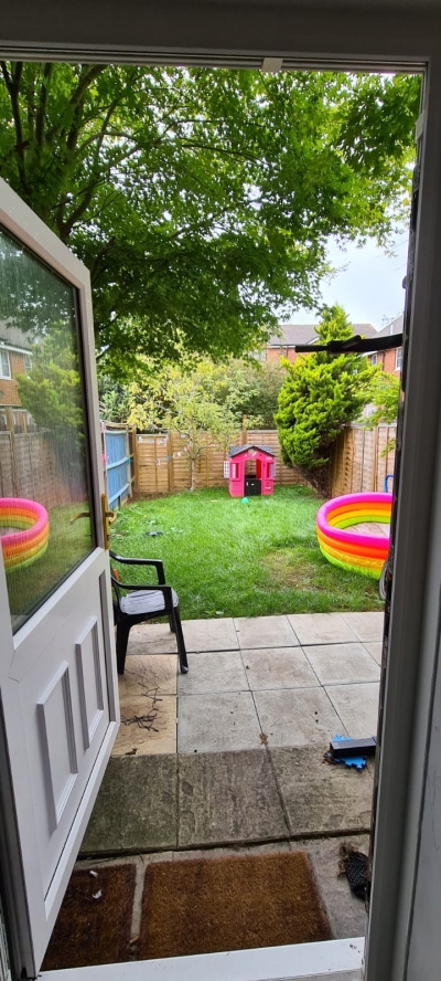 2   bedroom house in Slough