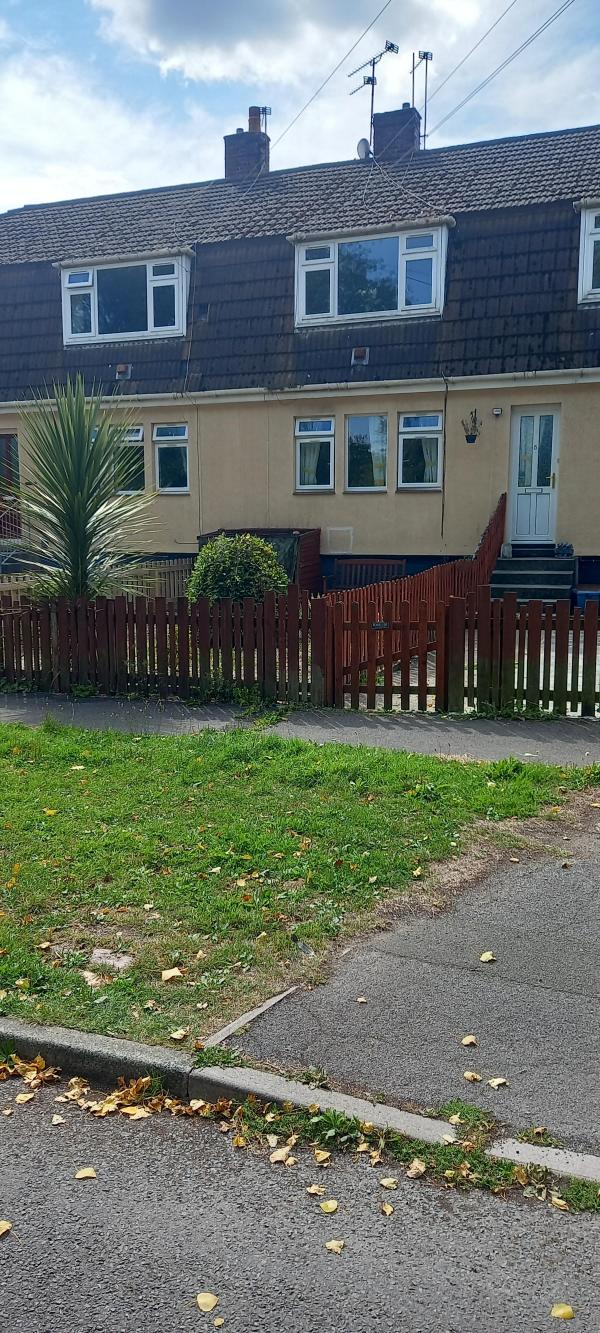 2 bedroom flat in Heathfield House Exchange