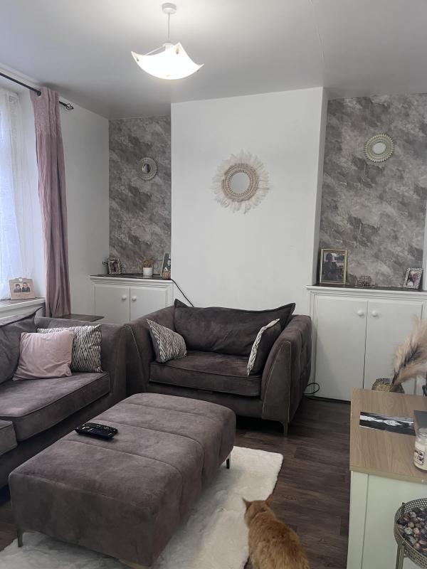 2 bedroom house in Canton House Exchange