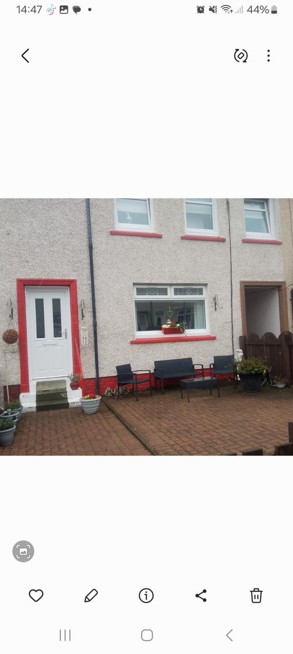 3 bedroom house in Eddlewood House Exchange
