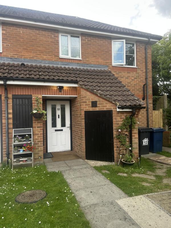 2 bedroom house in Prestwood House Exchange