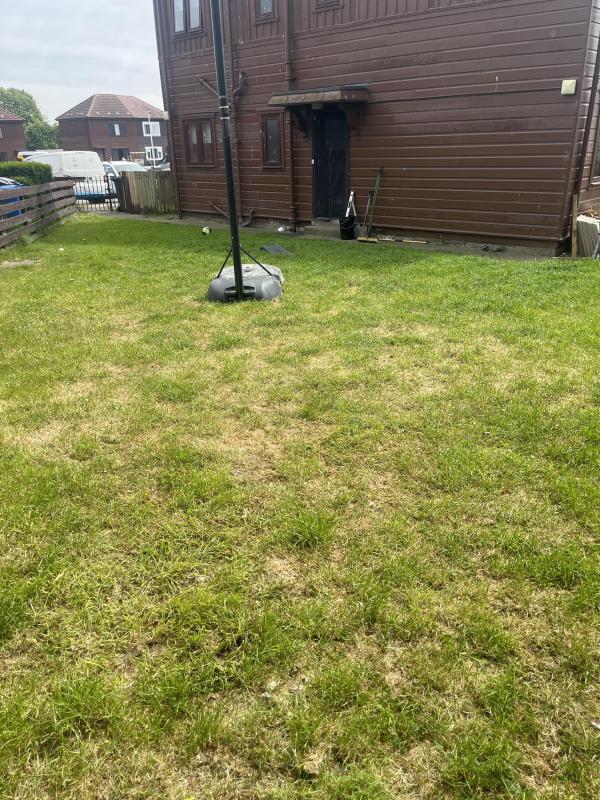 2 bedroom flat in Dundee House Exchange