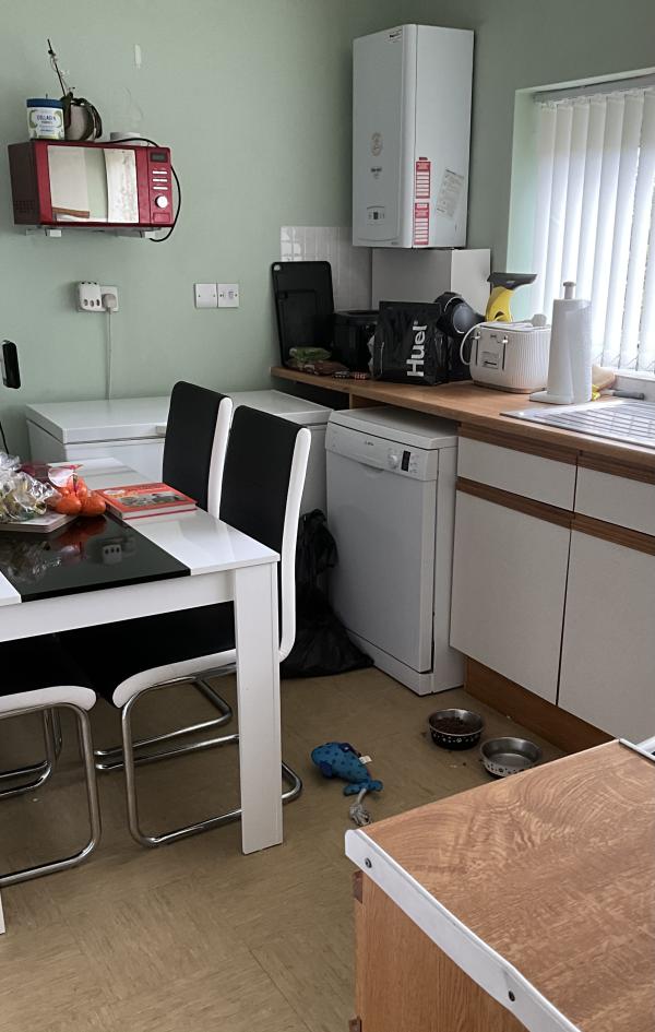 2 bedroom house in Bletchley House Exchange