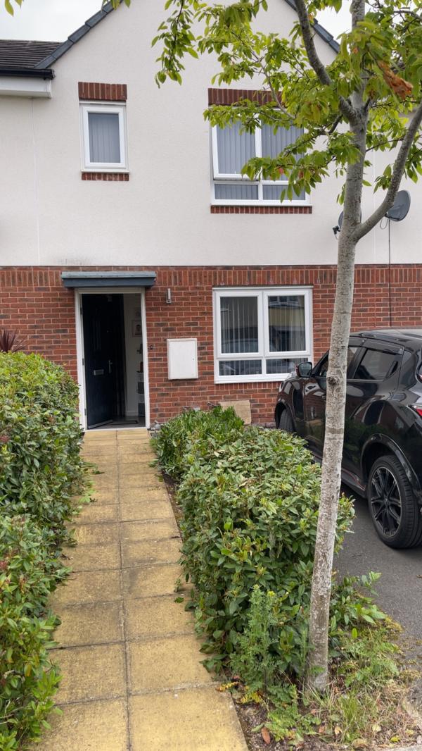 2 bedroom house in Leeswood Coed Llai House Exchange