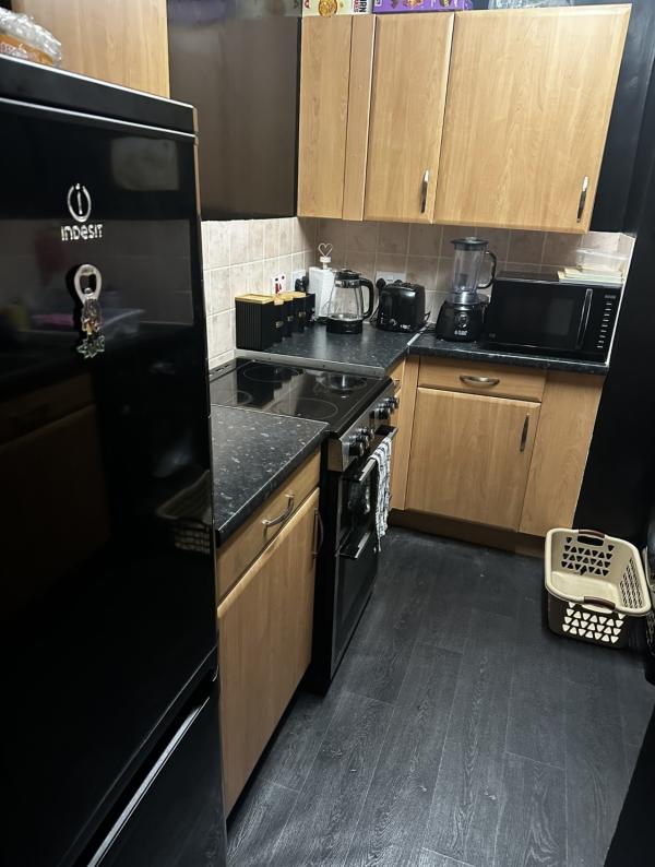 1 bedroom flat in Wolverhampton House Exchange