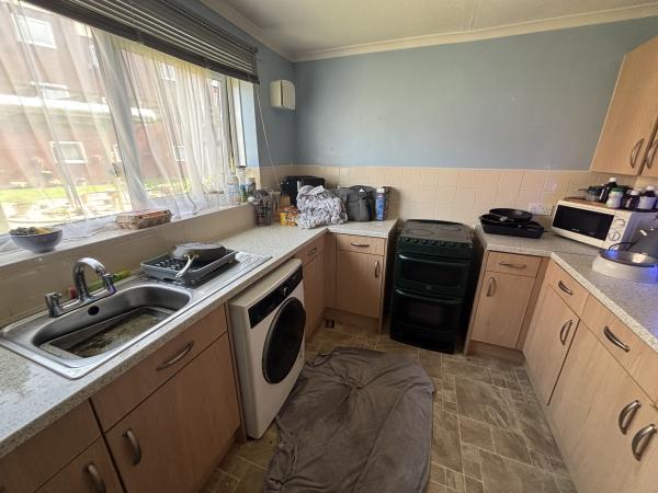 2 bedroom flat in Portsmouth House Exchange