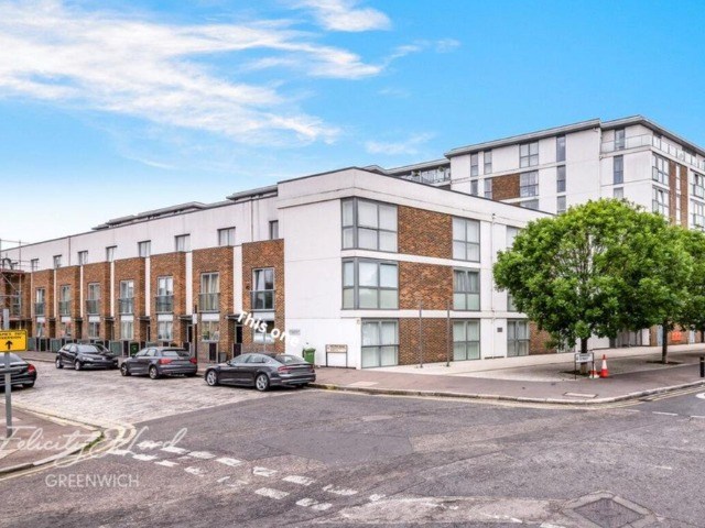 4 bedroom house in Greenwich House Exchange