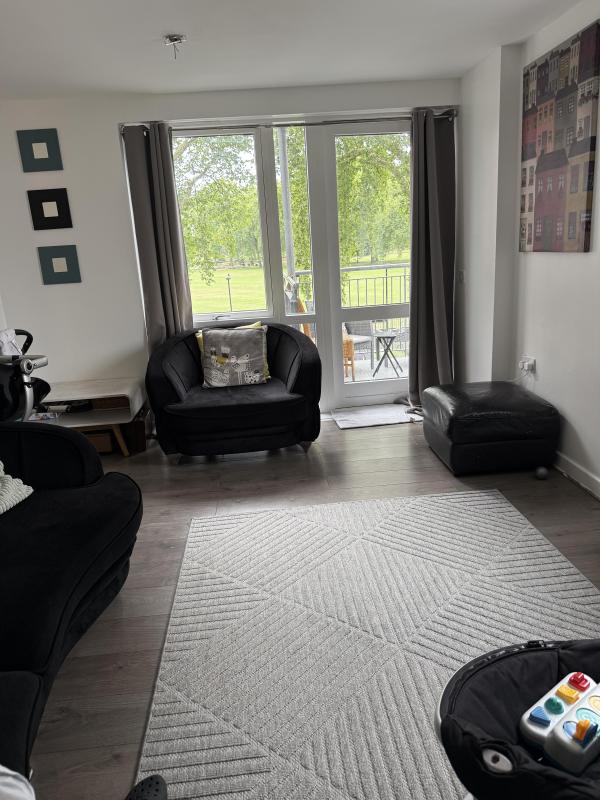 3 bedroom flat in Upper Clapton House Exchange