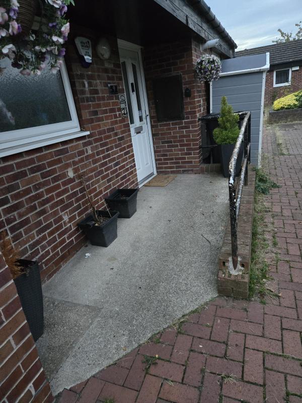 2 bedroom bungalow in Sheffield House Exchange