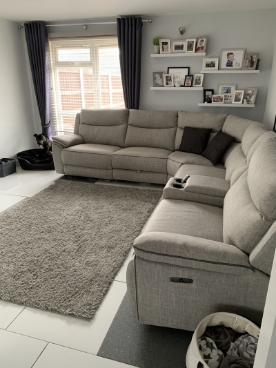 3 bedrooms bedroom house in Basildon