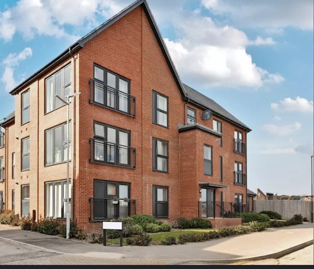 2 bedroom flat in Chichester House Exchange