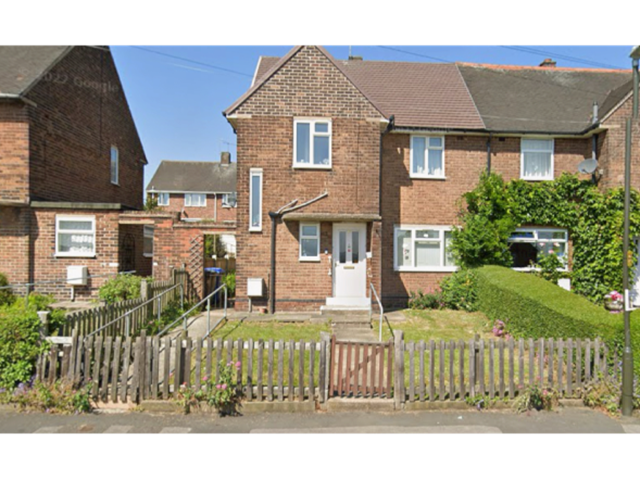 3 bedroom house in Inkersall House Exchange