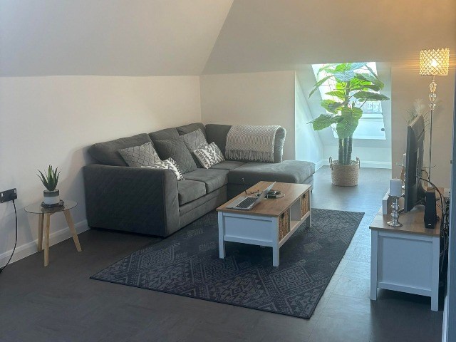 2 bedroom flat in St Julians House Exchange