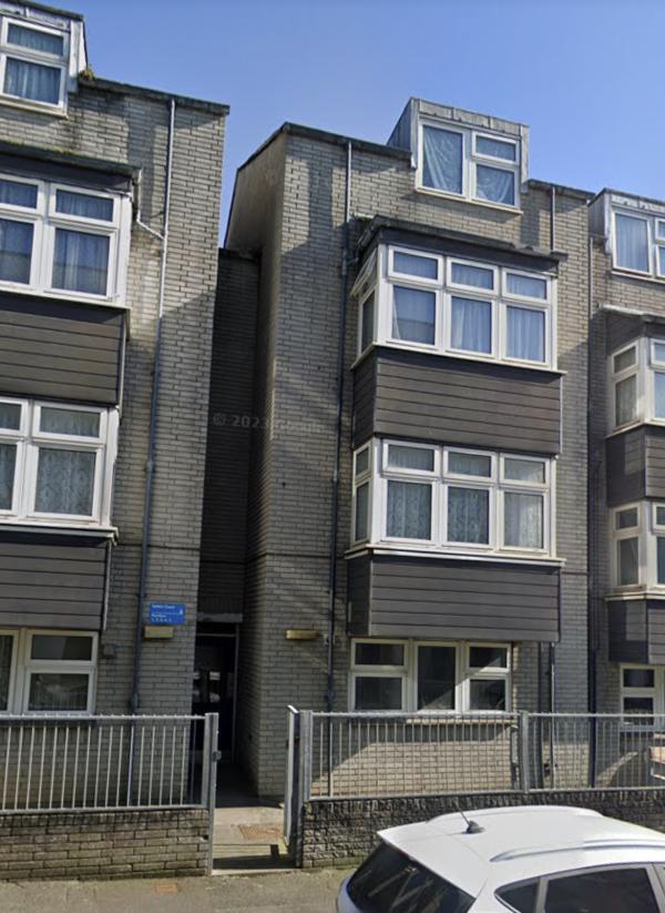1 bedroom flat in Plymouth House Exchange