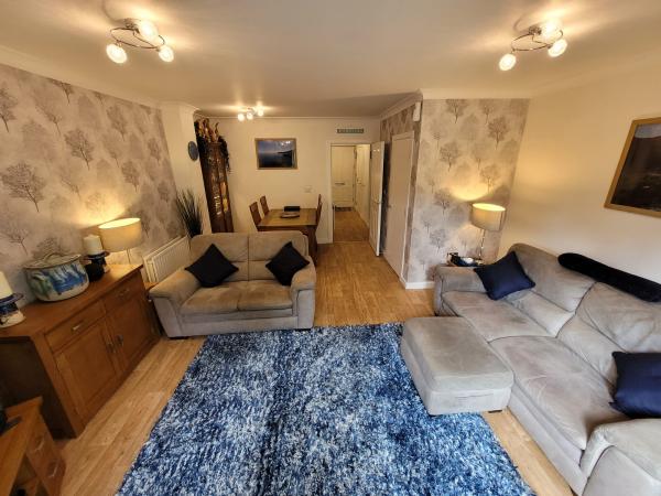 2 bedroom house in Maidstone House Exchange