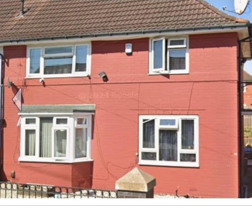 4 bedroom house in Osmondthorpe House Exchange