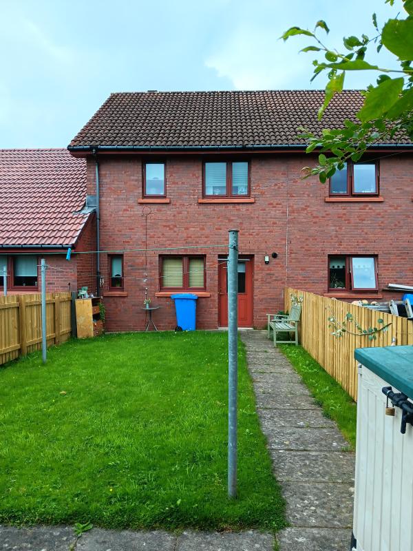 2 bedroom house in Burnbank House Exchange