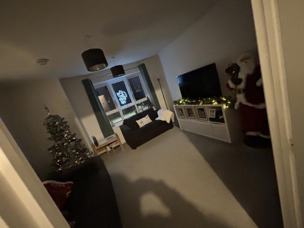 2 bedroom flat in Roslin House Exchange