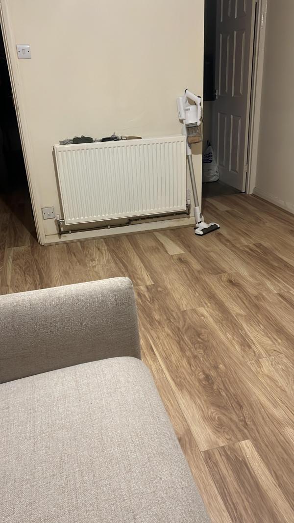 1 bedroom maisonette in Shard End House Exchange