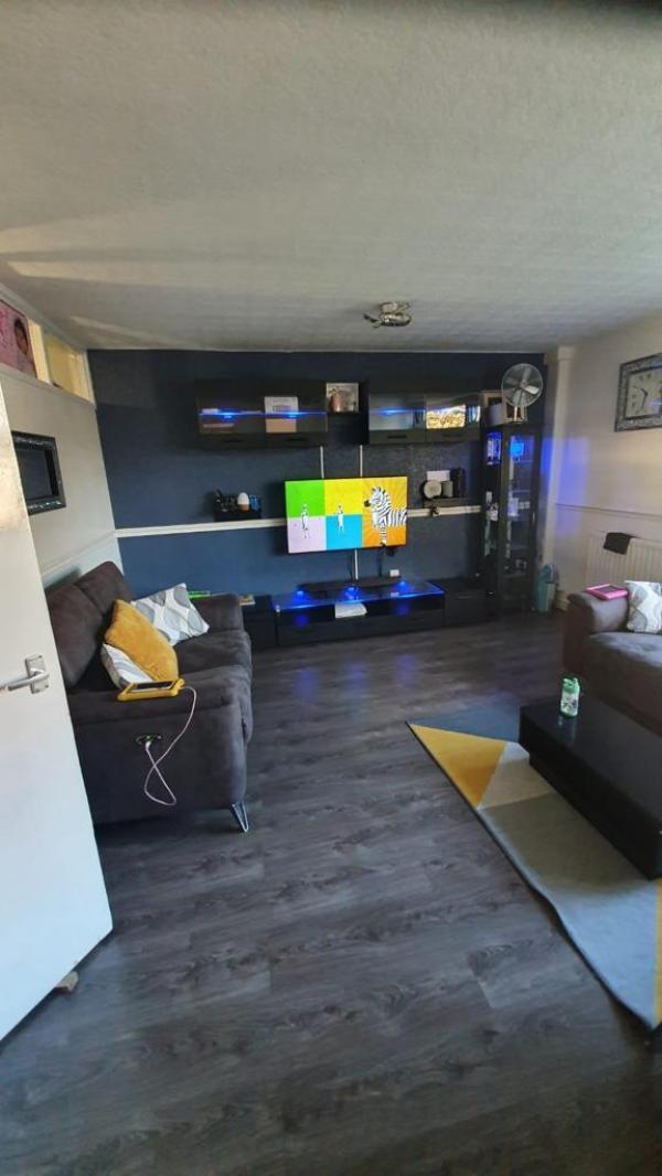 3 bedroom flat in Balsall Heath House Exchange