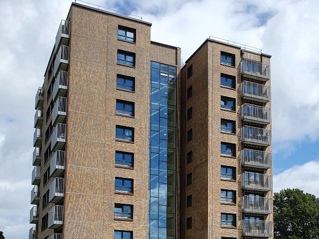 2 bedroom flat in Gabalfa House Exchange