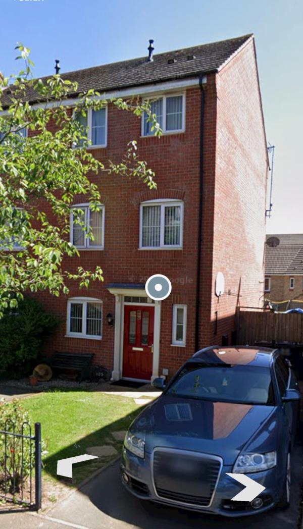 4 bedroom house in Northfield House Exchange