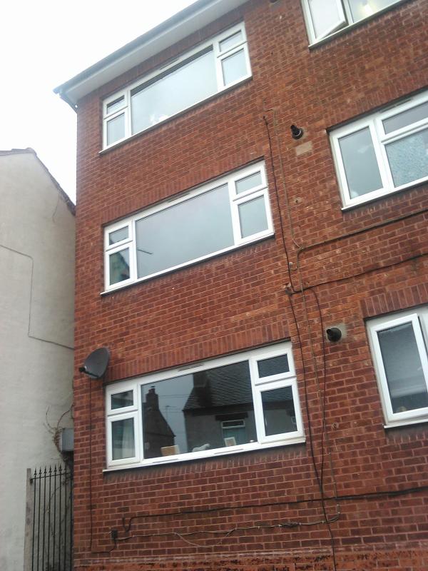 2 bedroom flat in Burntwood House Exchange