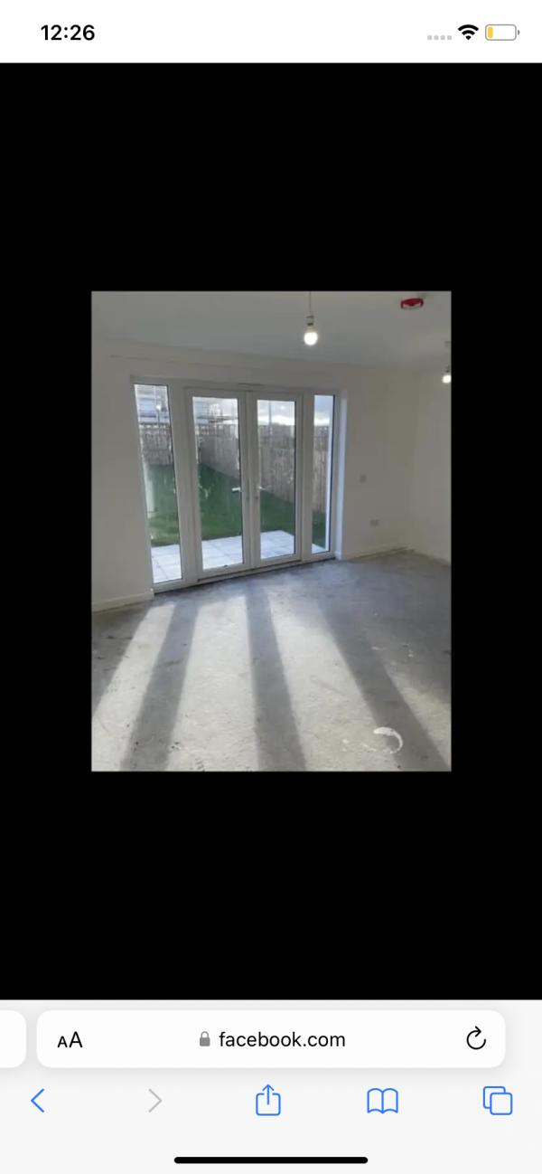 2 bedroom house in East Calder House Exchange