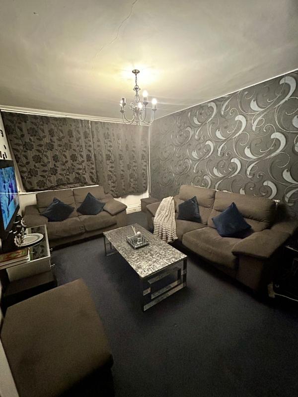 2 bedroom flat in Hoxton House Exchange