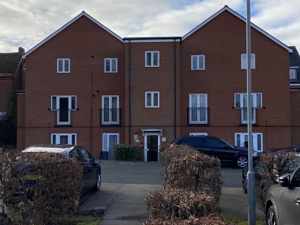 2 Bedroom flat In Olton Wants 2 Bedroom flat In London House Exchange