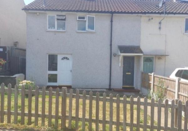 2 bedroom house in Stanford Le Hope House Exchange