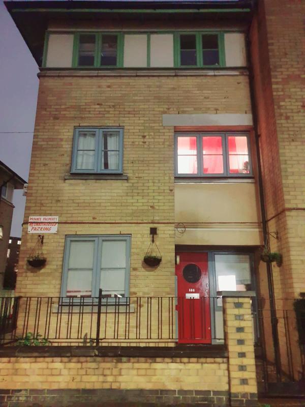 3 bedroom house in London House Exchange