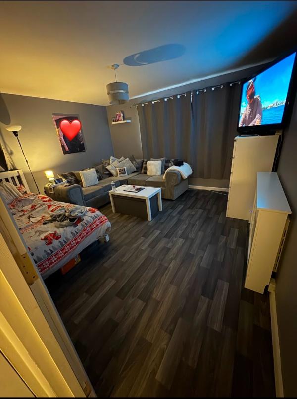 1 bedroom flat in Thornhill House Exchange